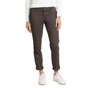 NWT Eddie Bauer Women's Legend Wash Boyfriend Relaxed Fit Pants